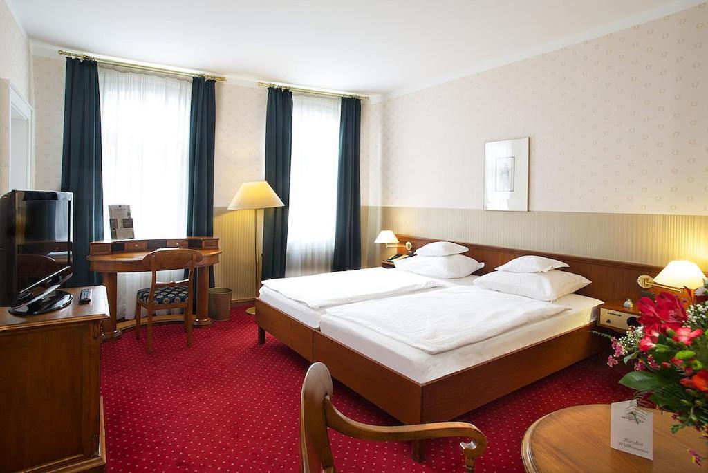 Hotel Saechsischer Hof 迈宁根 外观 照片