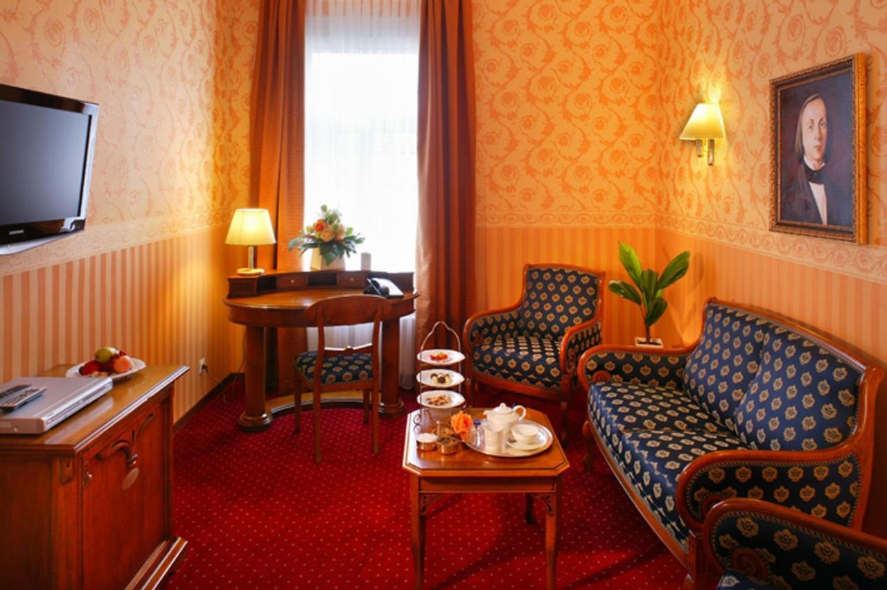 Hotel Saechsischer Hof 迈宁根 外观 照片