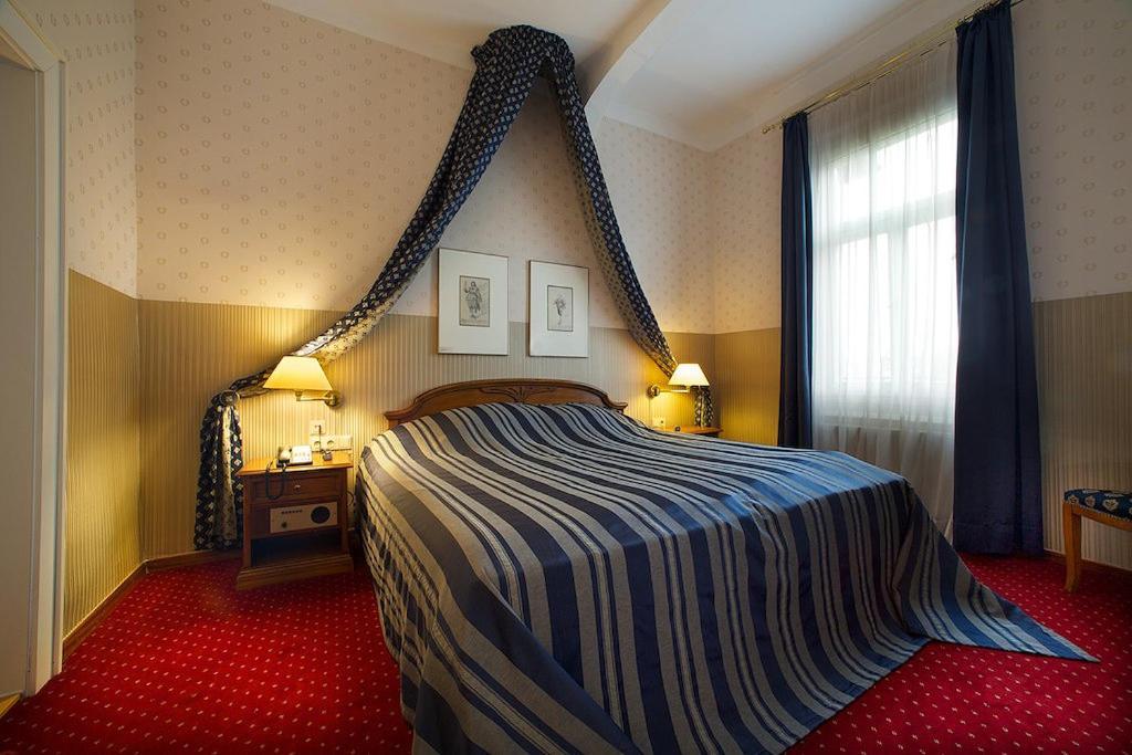 Hotel Saechsischer Hof 迈宁根 外观 照片