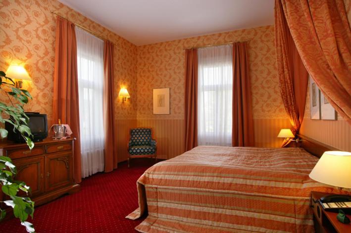 Hotel Saechsischer Hof 迈宁根 外观 照片